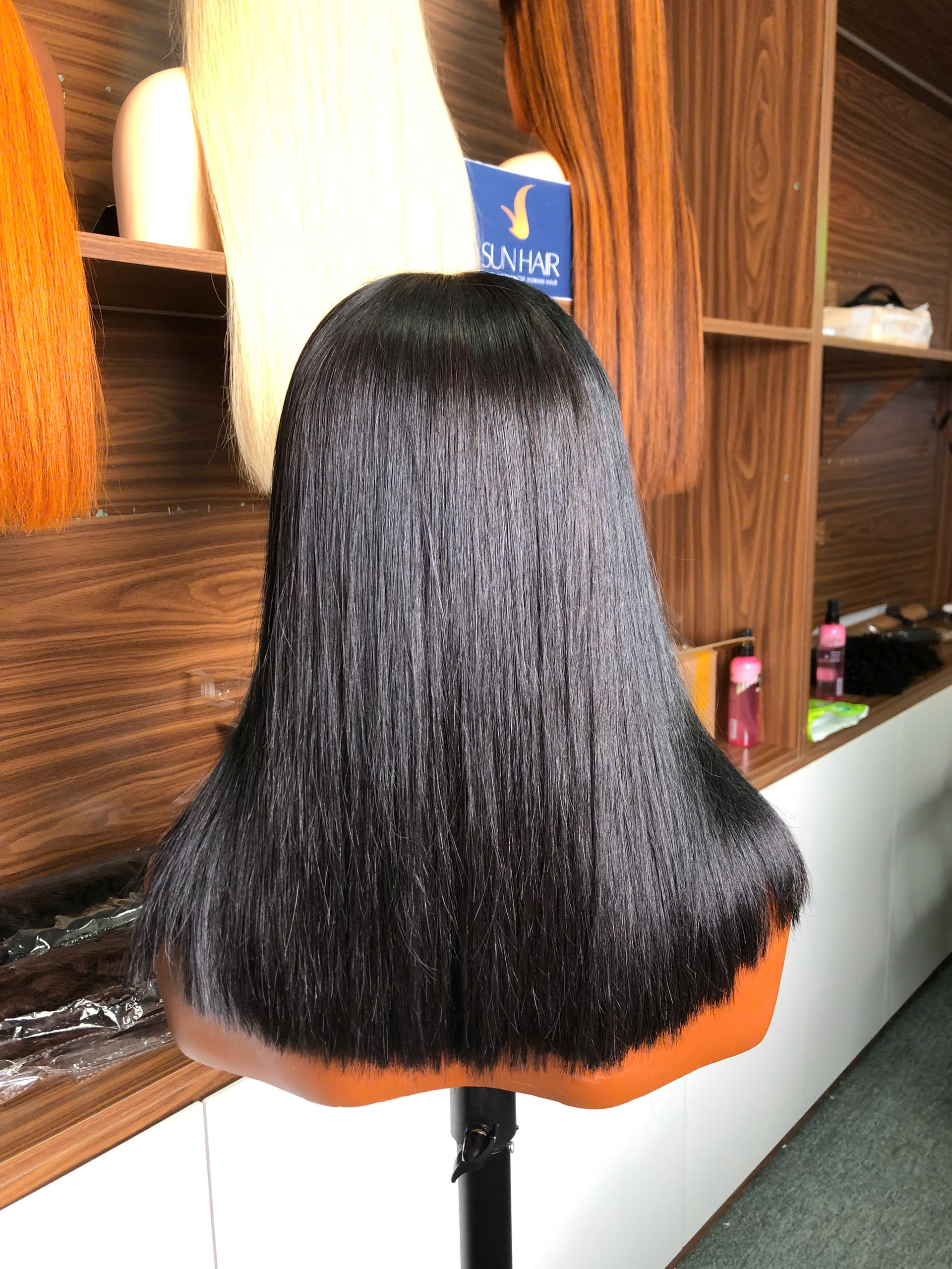 Bone Straight Wig 12 Inches Natural Color with Bangs – 100% Human Hair Wig from Vietnam