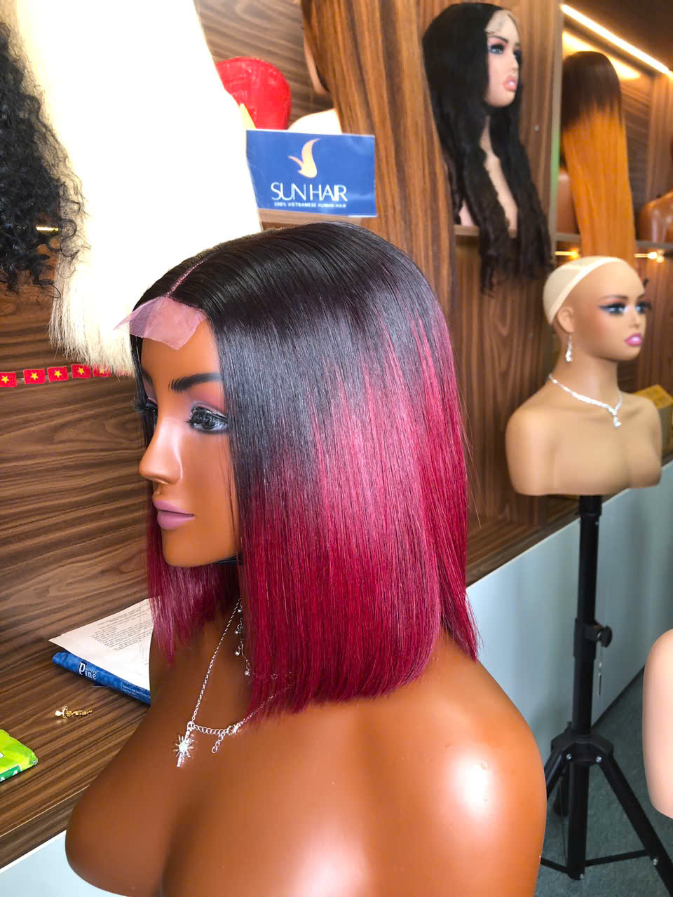 Ombre Burgundy Color Bob Wig – 100% Human Hair Wig from Vietnam | Sun Hair