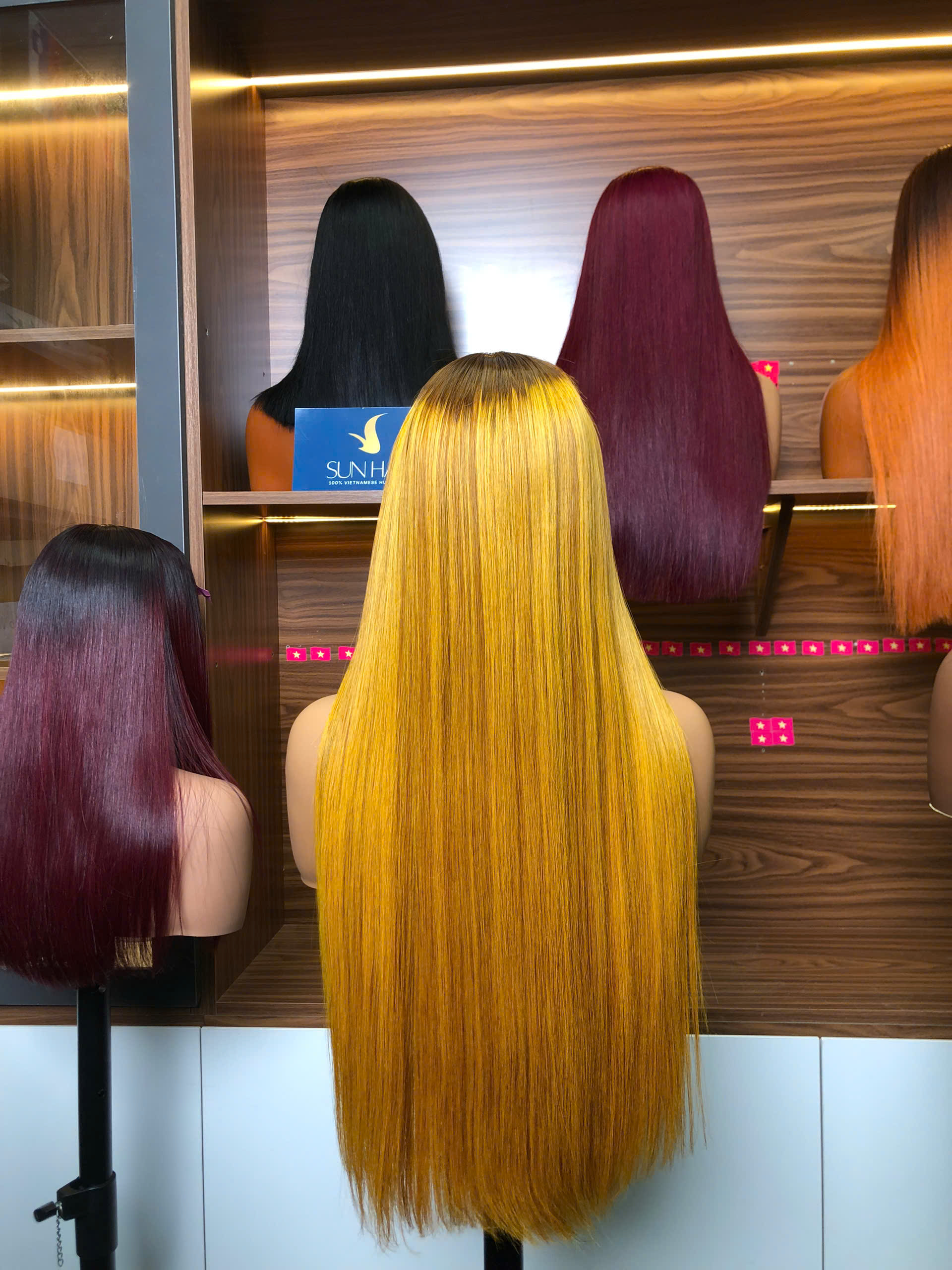 Bone Straight Wig 26’’ – Golden Blonde Color | 100% Raw Vietnamese Hair from Sun Hair